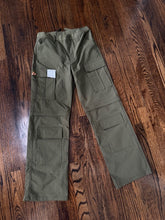 Load image into Gallery viewer, (S) Painted "R" Convertible Cargos
